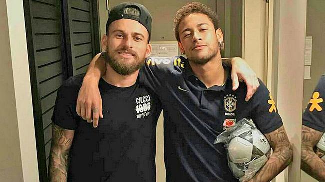 NBA球员数据榜：字母哥助攻领跑,