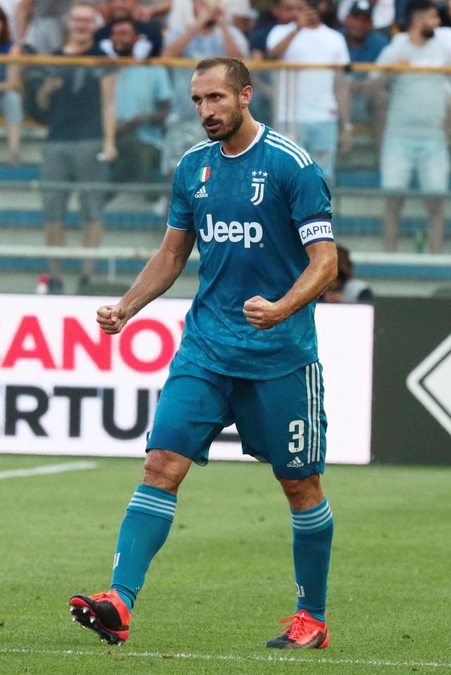 法甲半场：隆吉耶破僵，客队三中门框，梅斯暂0-1雷恩