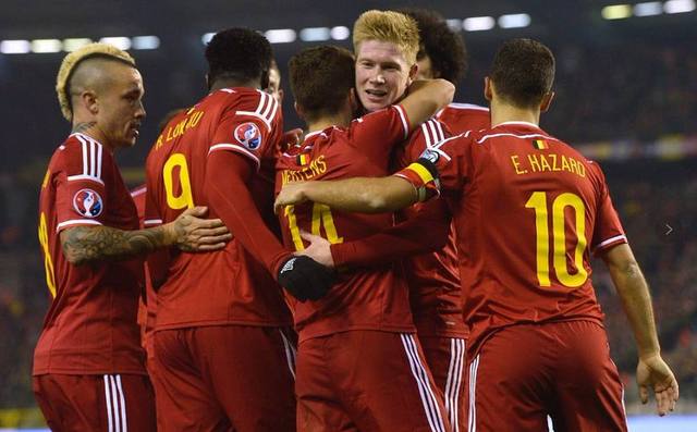 官宣喜讯！东契奇二娃出生引热议 湖人官方祝贺詹姆斯发声：恭喜兄弟